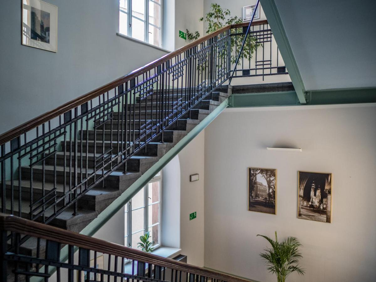 Dom Profesorski Im. Stanislawa Pigonia Hotel *